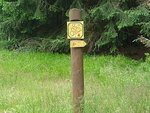 Z modr� sjezdovky uhneme vlevo