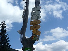 Rozcestn�k na Dvora�k�ch